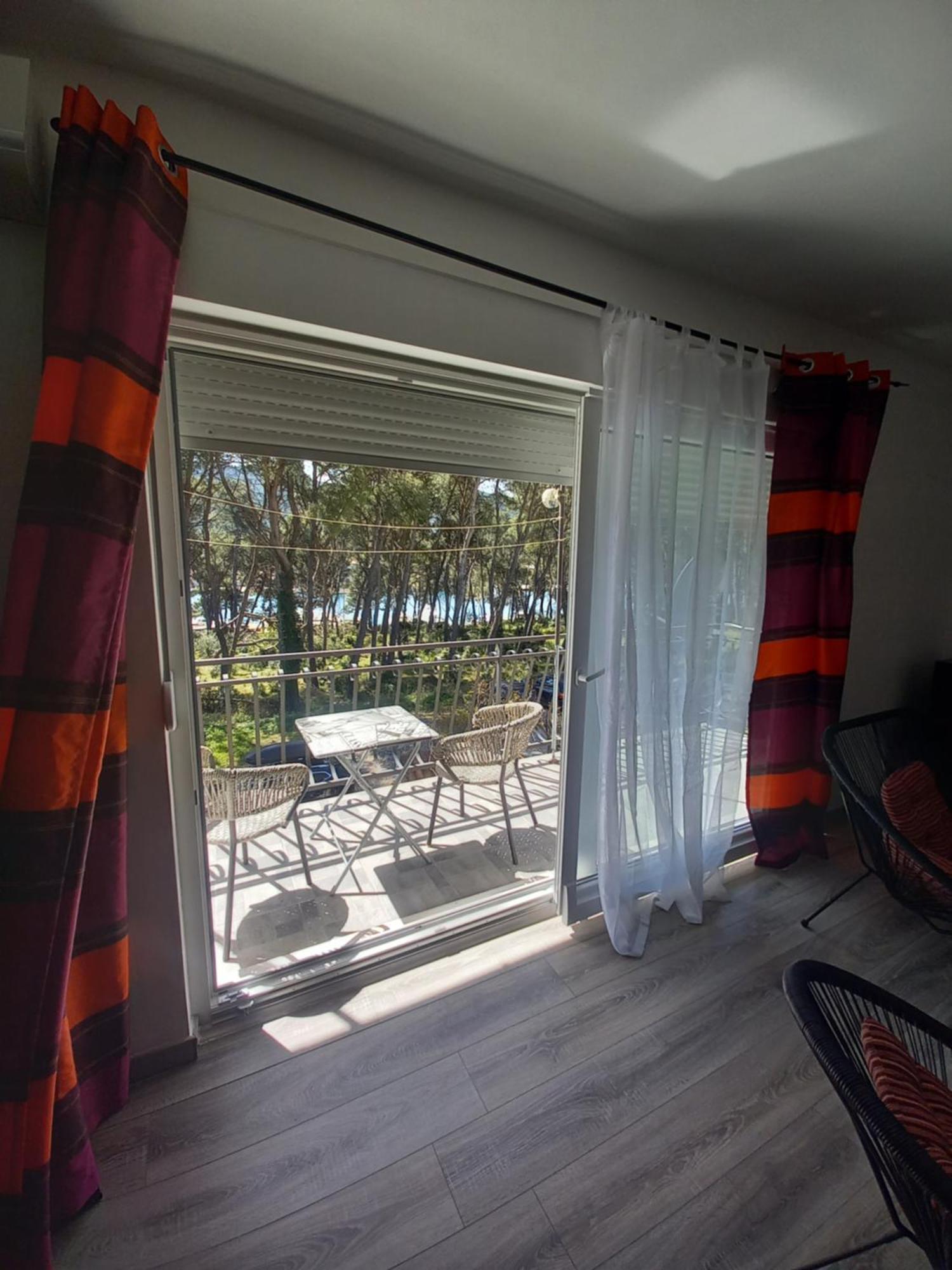 Dinka'S Apartment Стари Град Екстериор снимка